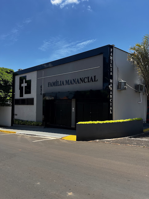 Fachada da Igreja Família Manancial